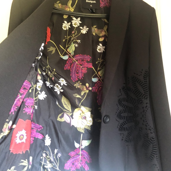 Desigual Embroidered, Lined Blazer - Picture 5 of 10